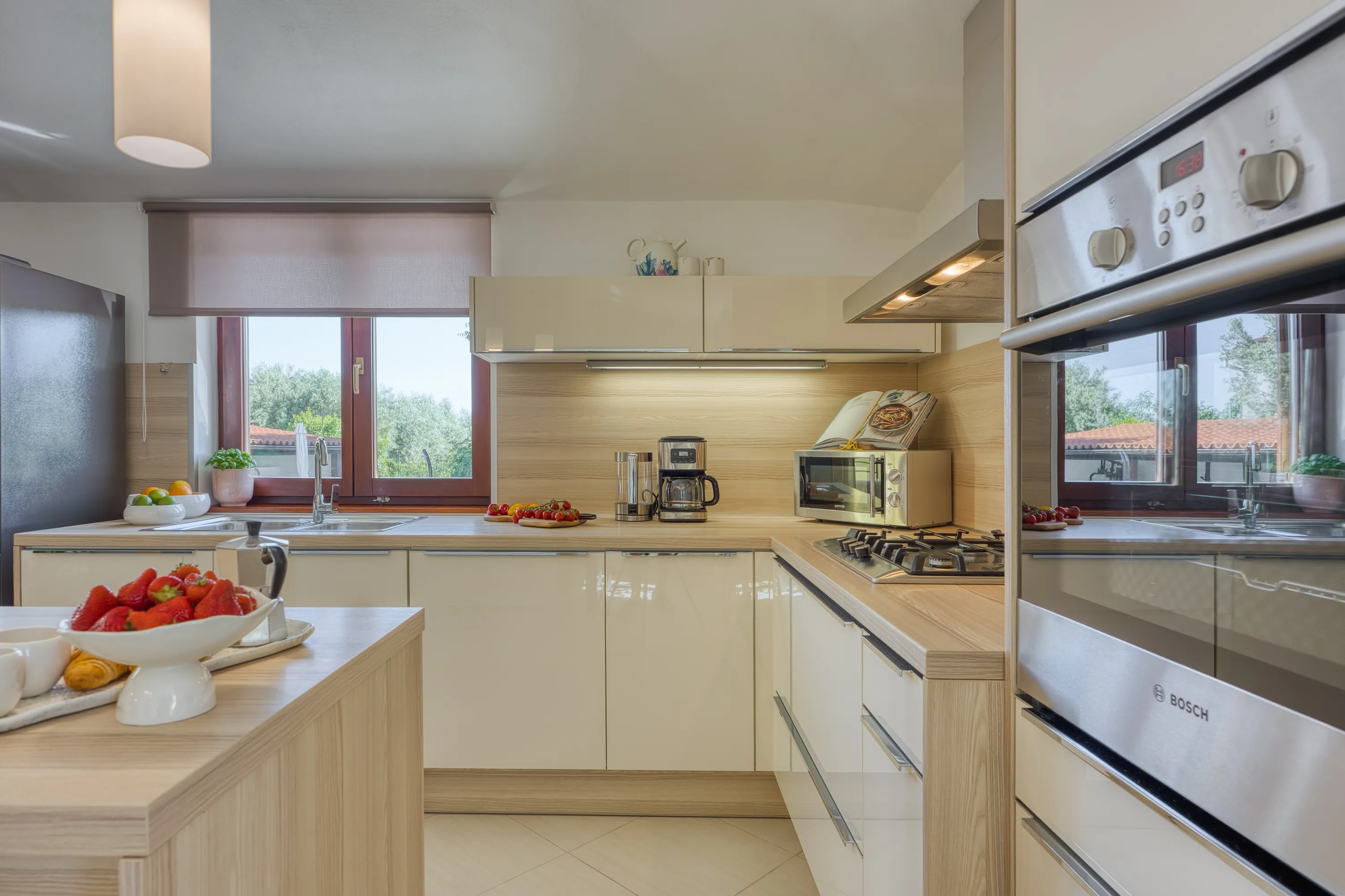 Kitchen and dining area for a family stay